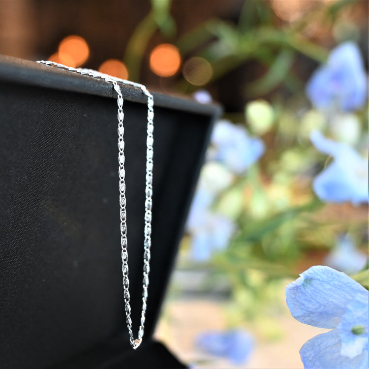 プラチナ デザインネックレス