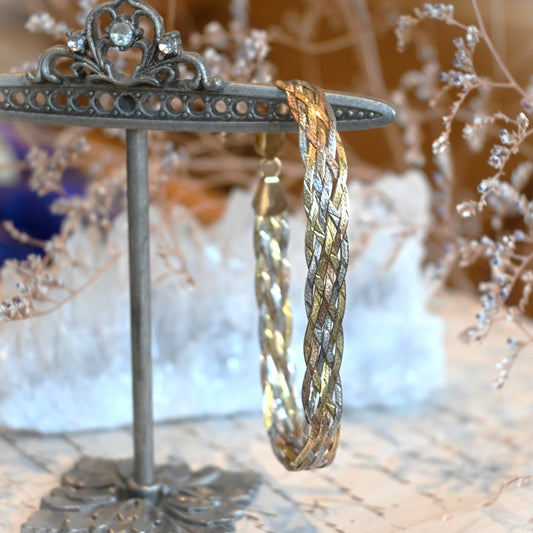 3colorが上品な　編み込みブレスレット　from ITALY