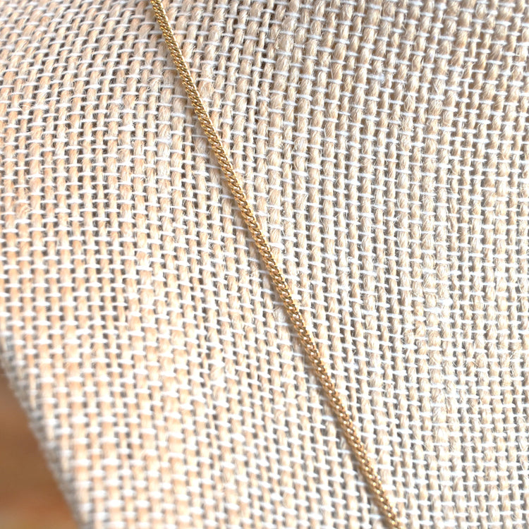 UNOAERRE　女性らしい喜平ネックレス