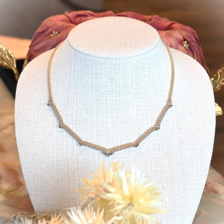 個性的なデザインネックレス