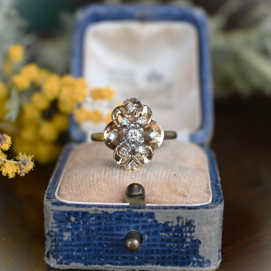華やかな　ヴィンテージダイヤモンドリング